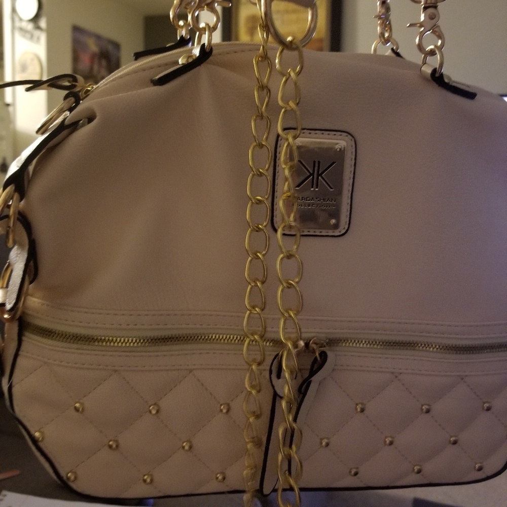 Purses - Picture 4 of 4